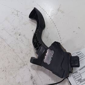941.to1e15 Toyota Corolla Gas Pedal 2016 2015 2014
