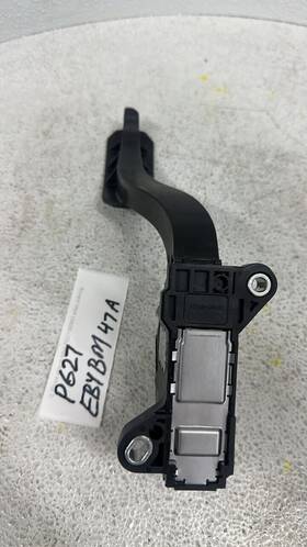 P627 Toyota 2010 Corolla Accelerator Pedal Assembly