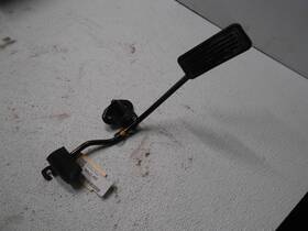 Smitley-393-31-492 Toyota 1999 4runner Accelerator Pedal Smitley-393-31-492 Toyota 1999 4runner Accelerator Pedal