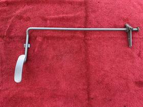 215754 Triumph Tr6 Tr 250 Lhd Accelerator Pedal Shaft With Control Lever
