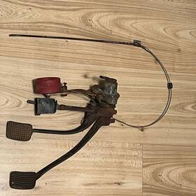 113721.321 Volkswagen Early Cast Germany Brake And Clutch Pedal Assembly Core-parts-rebuild