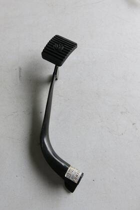113721315 Volkswagen 1966-1979 Type 1 Clutch Pedal Chd
