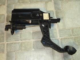 1j1721373c Volkswagen 1j1721059s 1997-2006 Vw Gulf Oem Clutch Pedal Assembly
