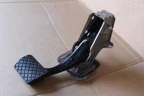 1k1721117h Volkswagen 2016 2017 2018 2019 Passat Brake Pedal