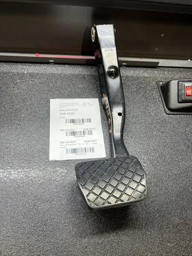 1k1723143e Volkswagen 2007 Rabbit 2dr Brake Stop Foot Rubber Level Pedal With Arm Oem