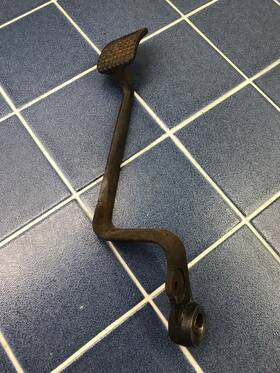 211719319a Volkswagen Vw Barndoor Bus Clutch Pedal 1950-1955 Original German Part 211719319a Volkswagen Vw Barndoor Bus Clutch Pedal 1950-1955 Original German Part
