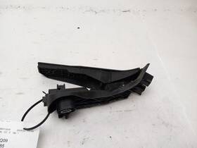 234.vw1q09 Volkswagen Gas Pedal Fits Cc 2009 Oem