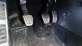 546.vw1g18 Volkswagen 2018 Golf Gti Gas Pedal / Brake Clutch Box