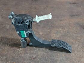 6q1721503f Volkswagen 2002-2004 Golf R32 Gti Jetta Gas Pedal Accelerator Sensor