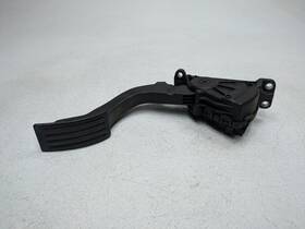 00864100 Volvo 2005 - 2007 Oem V50 Accelerator Throttle Pedal Sensor Assembly