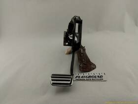 31255665 Volvo C30 Brake Pedal With Mounting Fits 2007 2008 2009 2010 2011 2012 2013 07