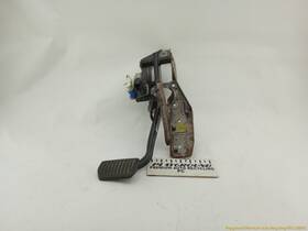 546.vo1l10 Volvo Xc60 Brake Pedal With Mounting Bracket Fits 2009-2017 09 10 11 12 13 14 15