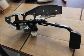 546.vo1n12 Volvo 2011 2012 2013 2014 2015 S60 Brake Pedal Fwd T5