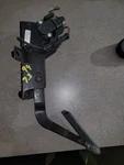 1999 Ford F250 F350 Xlt 7.3 Diesel Fuel Pedal F81A9F836AC Accelerator. Fixed Price $55.00.