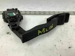 Audi 2006 A8L D3 Quattro Fuel Gas Acceleration Throttle Pedal Pad Hella Factory. Fixed Price $42.65.