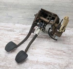 1996- 2004 Ford Mustang Clutch Brake Manual Pedal Assembly New Pads. Fixed Price $200.00.