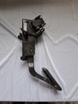 99-01 Ford F250 F350 Oe 7.3L Diesel Accelerator Throttle Pedal F81A-9F836-AC. Fixed Price $49.00.