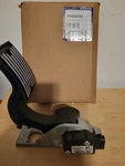 24365444 Mack Accelerator Pedal. Fixed Price $158.00.
