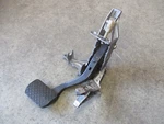 Brake Clutch Vw Passat 3BG Audi A4 B5 A6 Pedals 8D1721117K. Fixed Price $58.14.