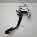 2003-2005 Land Rover Range Brake Pedal Assembly 675437404. Fixed Price $114.95.