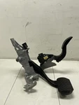 2007 Audi A4 Sedan Gas&brake Pedal Assy Oem+. Fixed Price $71.91.