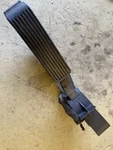 03-11 Mercedes W211 E320 Gas Throttle Accelerator Pedal Assembly A2113000404 Oem. Fixed Price $54.97.