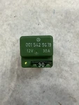 Intake Manifold Heating Fuel Pump 30A Aux Fan Relay Mercedes-benz 001-542-96-19. Fixed Price $34.00.