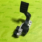 82627957 / 23897050 Genuine Volvo Accelerator Pedal Oem - New. Fixed Price $226.63.