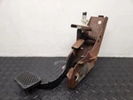 02-07 Saturn Vue Brake Pedal W/ Bracket Oem 15212677. Fixed Price $40.00.