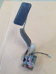 04 Silverado 3500 Accelerator Pedal 6.0L 4X2 Drw 15389. Fixed Price $191.67.