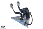 2002 - 2006 Mini Cooper R53 Manual Clutch Brake Pedal Assembly Oem 4225133. Fixed Price $72.00.