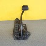 2017-2024 Chrysler Pacifica Brake Stop Pedal & Bracket Oem 04581676AC. Fixed Price $50.25.