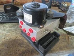 Anti-lock Brake Part Assembly Fits 02-05 Freelander 114227. Fixed Price $77.29.