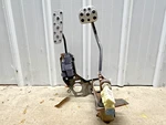 2005-2006 Pontiac Gto LS2 Spd Automatic Clutch Brake Pedal Assy Oem 1B16. Fixed Price $185.00.