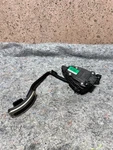 Bentley Continental Flying Spur Gtc Throttle Accelerator 3W1721503A. Fixed Price $90.00.