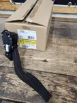 New Genuine Gm Accelerator Pedal 2008-2015 Chevy Captiva Sport Vue 20784691. Fixed Price $145.00.