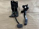 2024-2026 Ford Mustang Gt Automatic Brake Assembly Accelerator Pedals Oem. Fixed Price $75.00.