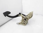 Bmw 645CI 2004 Brake Pedal 35-00-6-759-947 35-00-6-769-221. Fixed Price $65.03.