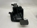 2006 Mercedes-benz CLS500 W219 Brake Stop Pedal Pad With Bracket Support Oem. Fixed Price $53.99.