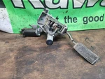 2004-2015 Nissan Armada/ Titan Accelerator Gas Pedal Assembly Oem 18002-ZW00B. Fixed Price $40.00.