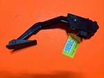 Gm Gas Pedal Accelerator Assembly 15150990 For 2002-2003 Envoy Trailblazer L6. Fixed Price $45.95.