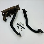 1988-1993 Chevy Gmc Truck 1500 2500 3500 Clutch Pedal Assembly Brake Oem. Fixed Price $289.95.
