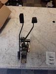 ???chevrolet Aveo 2004 Clutch And Gas Pedal 487558. Fixed Price $59.00.