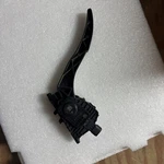 2013-2016 Ford Fusion Accelerator Gas Throttle Pedal Assembly Oem DG9C-9F836-AC. Fixed Price $55.00.