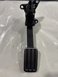 23-2025 Honda Cr-v Gas Pedal Throttle Accelerator Sensor 20442702 17800TLAA040M4. Fixed Price $50.00.