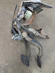 2003-2006 Chevy Suburban/gmc Yukon Adjustable Gas & Brake Pedal Assembly Oem. Fixed Price $129.99.