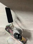 2604634C91 Pedal Electronic Assembly Navistar International. Fixed Price $160.00.