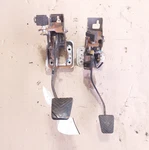 2005-2006 Kia Sportage 2.0L Manual (fwd) Clutch & Pedal Brake Assembly. Fixed Price $150.00.