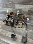Read! Toyota 4RUNNER 89-95 Clutch And Brake Pedal Assembly Bracket. Fixed Price $200.00.