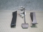 03-08 Bmw E85 Z4 3.0L A/t Gas Acceleration & Brake Pedal Footrest Pad Set Oem. Fixed Price $94.84.